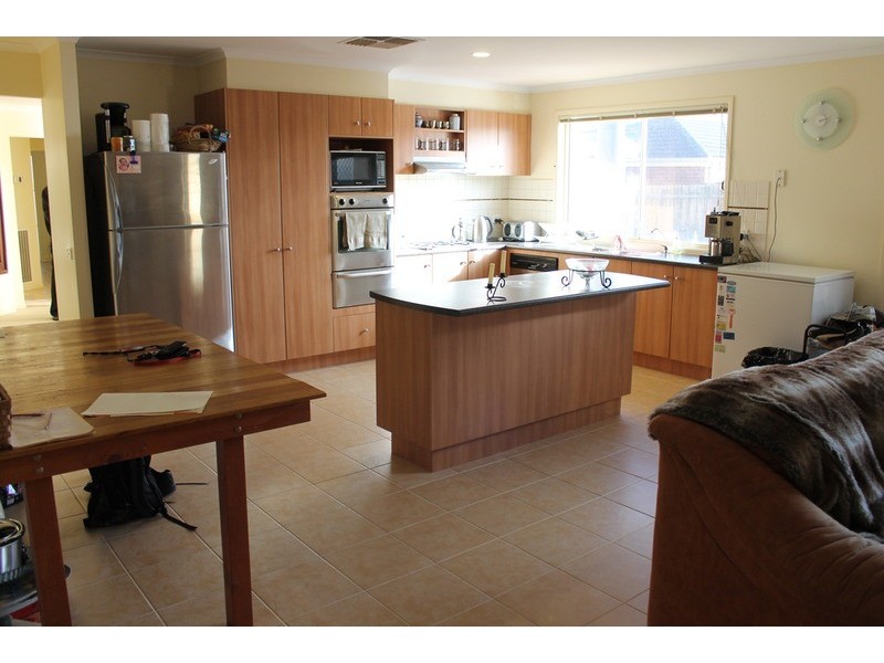 7 McLennan Avenue, Bacchus Marsh VIC 3340