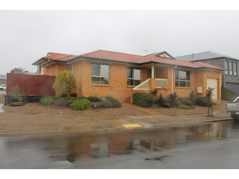 45 Dickson Street, Bacchus Marsh VIC 3340