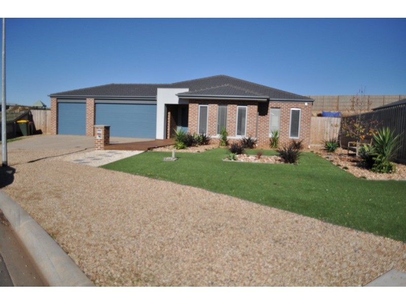 21 Silverdale Drive, Bacchus Marsh VIC 3340