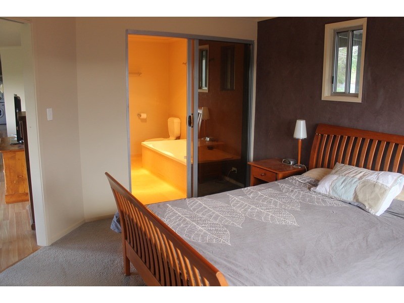 13 Riversdale Crescent, Bacchus Marsh VIC 3340