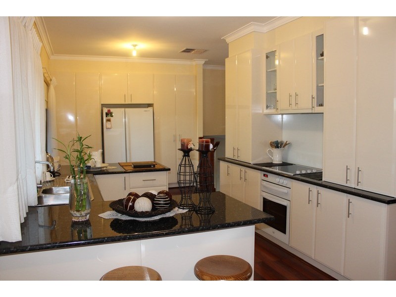 38 Links Road, Bacchus Marsh VIC 3340