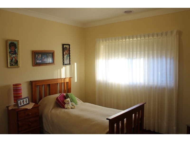 38 Links Road, Bacchus Marsh VIC 3340