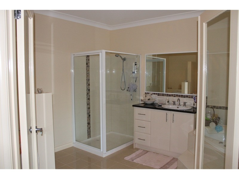38 Links Road, Bacchus Marsh VIC 3340