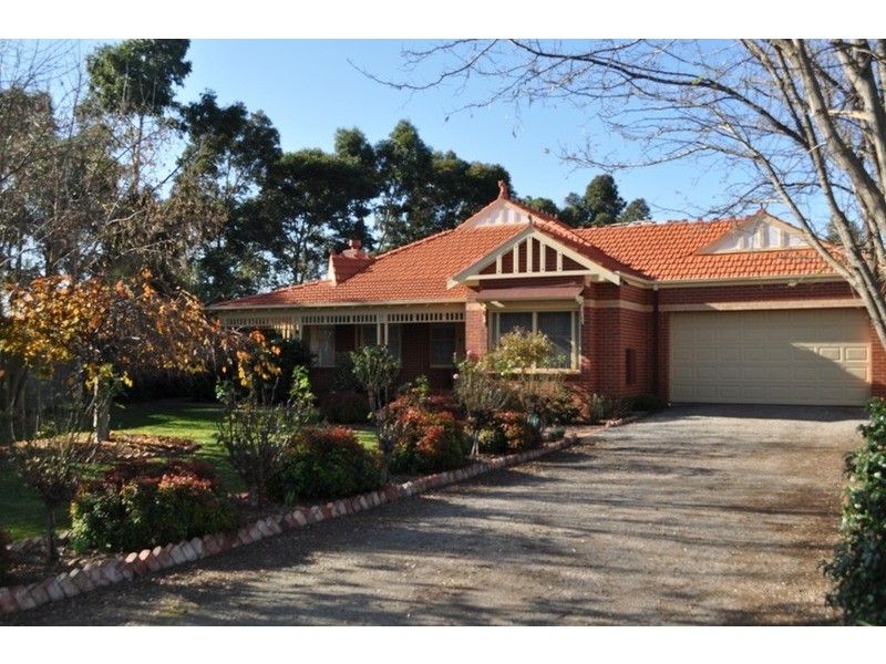 9 Vance Close, Bacchus Marsh VIC 3340