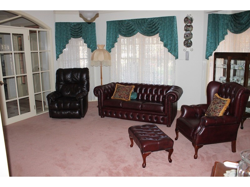 9 Vance Close, Bacchus Marsh VIC 3340