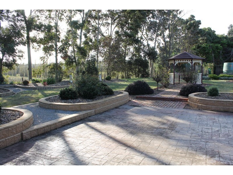 9 Vance Close, Bacchus Marsh VIC 3340