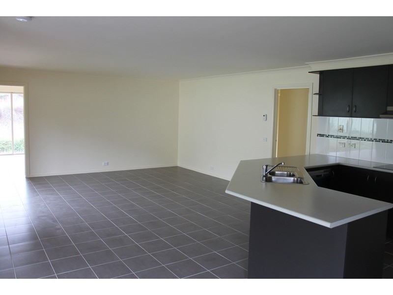 61 Nelson Street, Bacchus Marsh VIC 3340