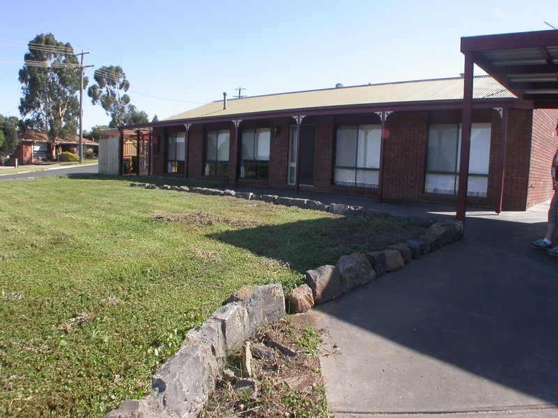 24 Nathan Drive, Bacchus Marsh VIC 3340