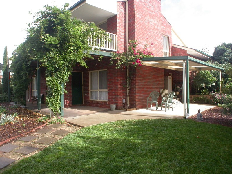 18 Augusta Place, Bacchus Marsh VIC 3340