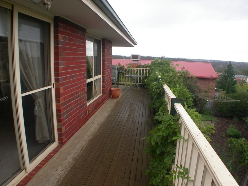 18 Augusta Place, Bacchus Marsh VIC 3340