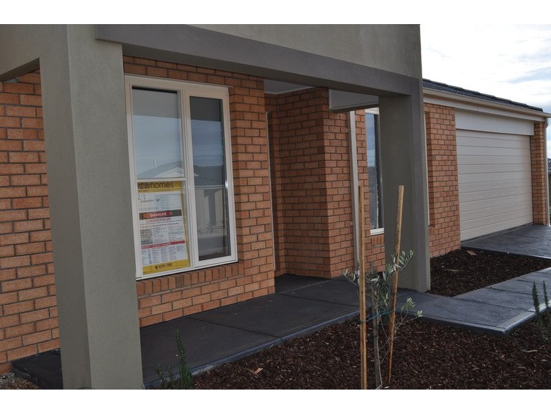 10 Dogherty Court, Maddingley VIC 3340