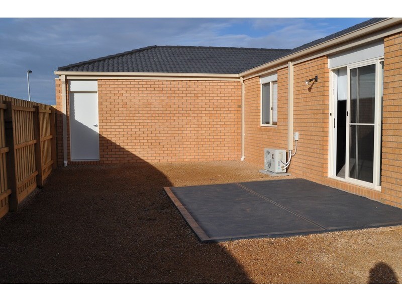 10 Dogherty Court, Maddingley VIC 3340