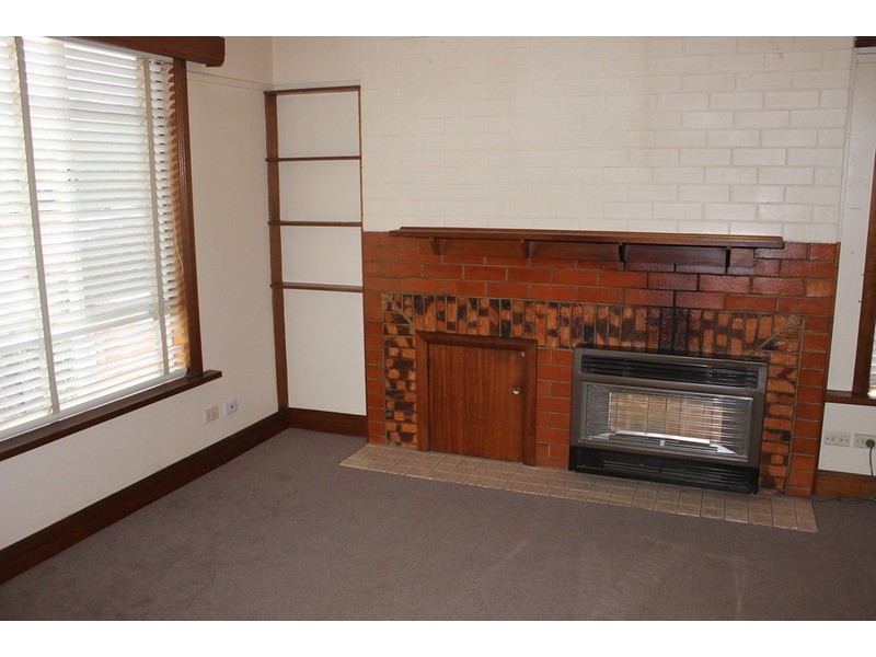 24 Standfield Street, Bacchus Marsh VIC 3340