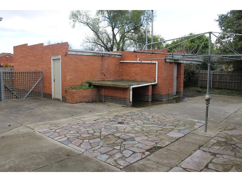 24 Standfield Street, Bacchus Marsh VIC 3340