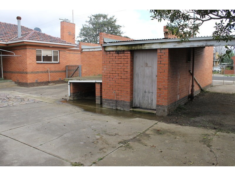 24 Standfield Street, Bacchus Marsh VIC 3340