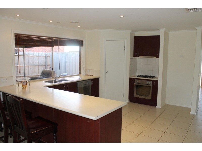 8 Moon Court, Bacchus Marsh VIC 3340