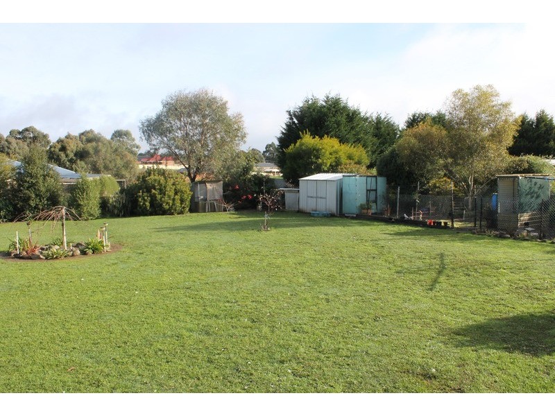 34 Ingliston Road, Ballan VIC 3342