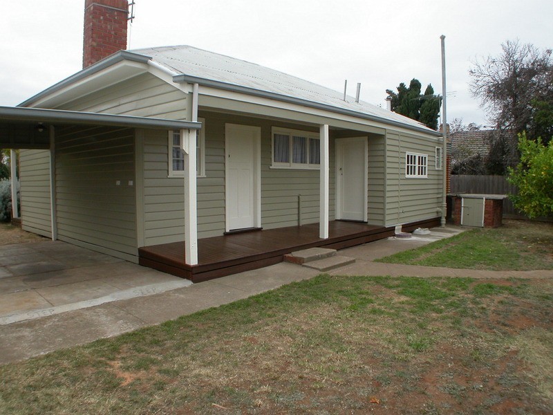 25 Manor Street, Bacchus Marsh VIC 3340