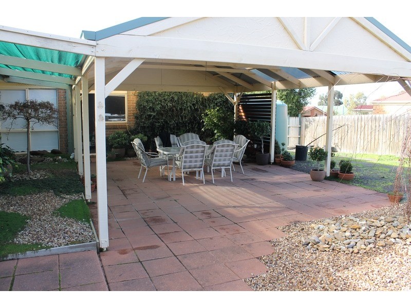 42 Horder Crescent, Darley VIC 3340