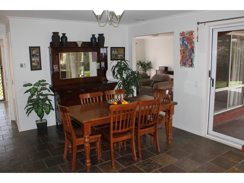 4 Barry Street, Bacchus Marsh VIC 3340