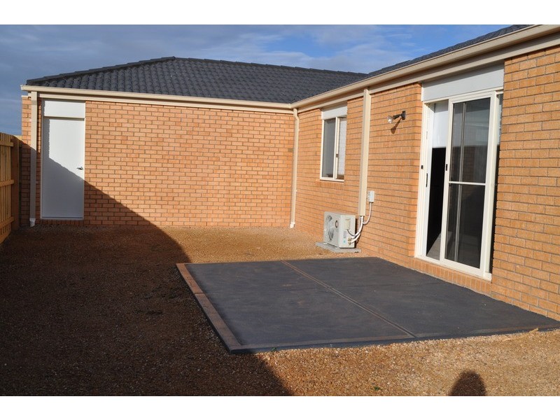 11 Dogherty Court, Maddingley VIC 3340
