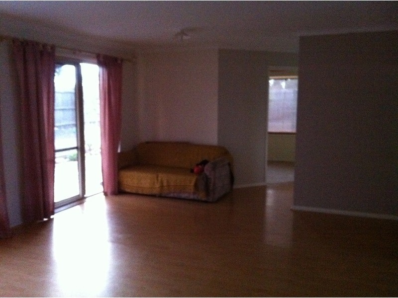 13 McLennan Street, Maddingley VIC 3340