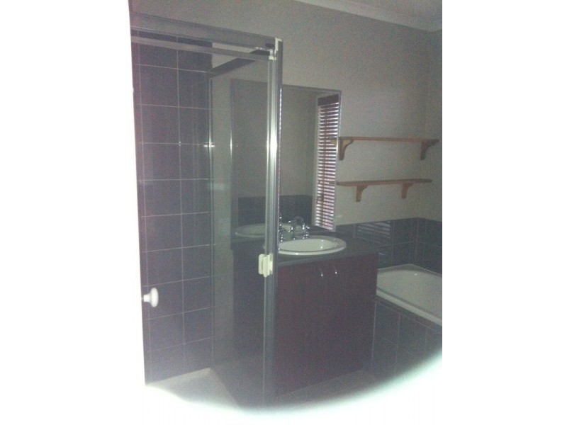 13 McLennan Street, Maddingley VIC 3340