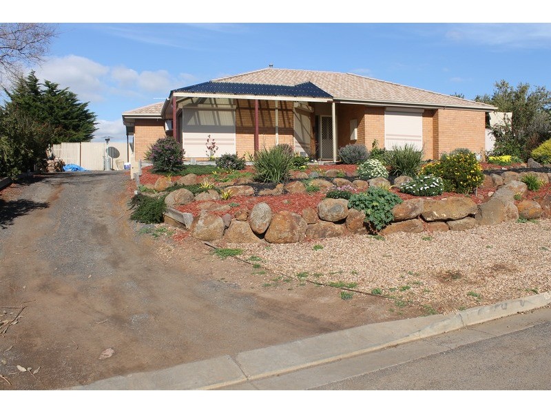 28 Dunn Court, Bacchus Marsh VIC 3340