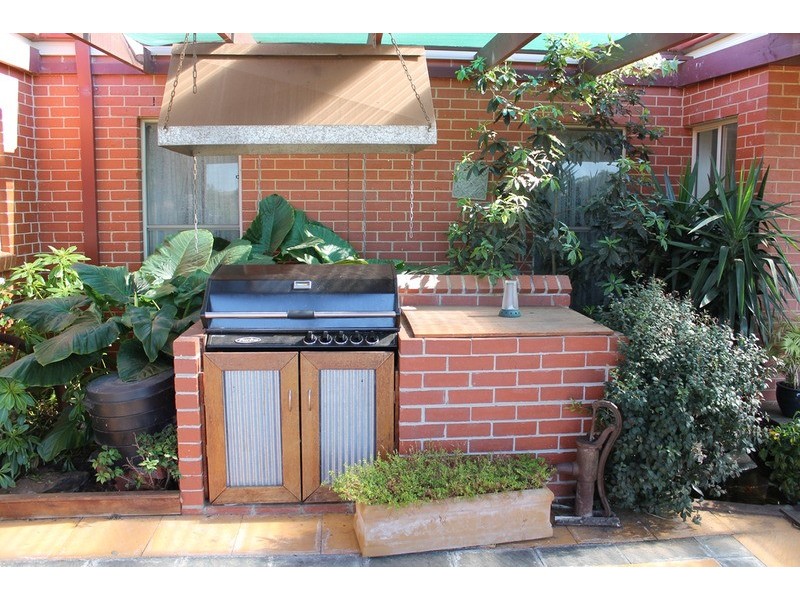 3 Grantleigh Drive, Bacchus Marsh VIC 3340