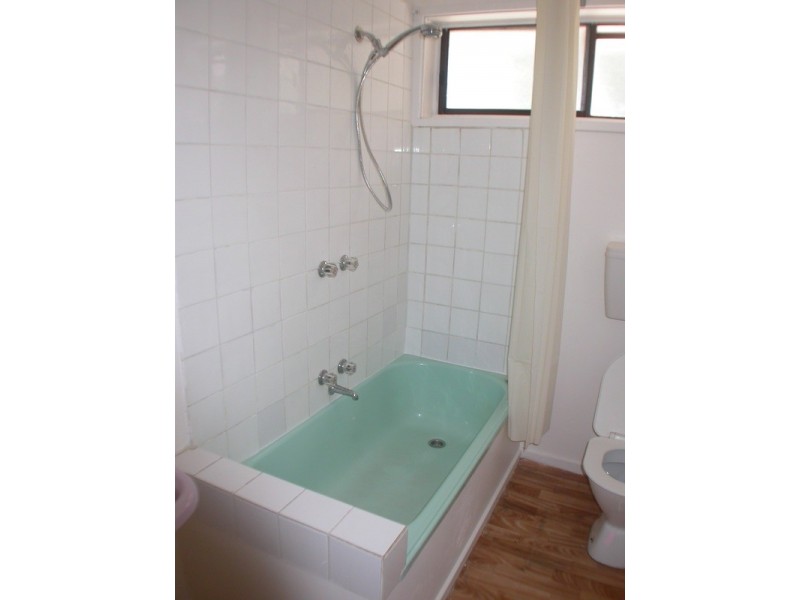 3/2 Russell Street, Bacchus Marsh VIC 3340