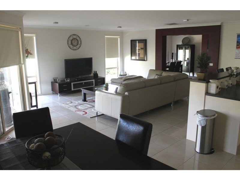 42 Dickson Street, Bacchus Marsh VIC 3340