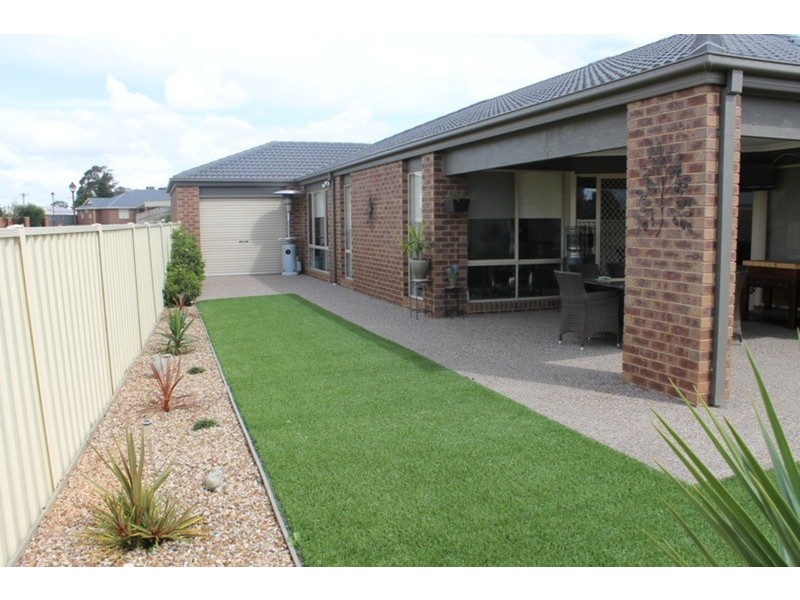 42 Dickson Street, Bacchus Marsh VIC 3340