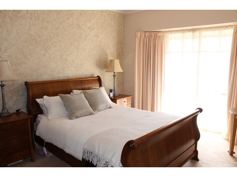 5 Amstel Close, Bacchus Marsh VIC 3340