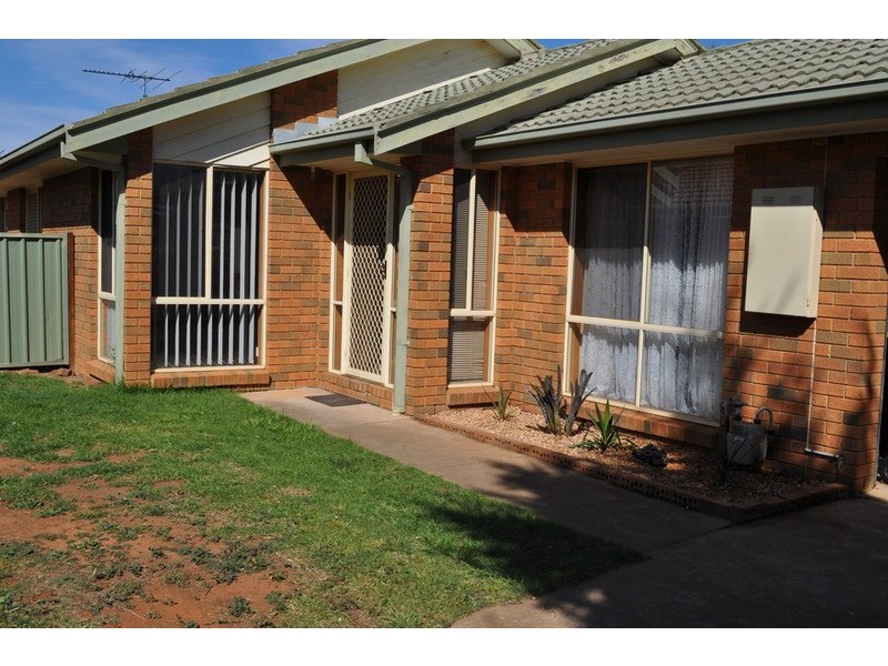 4 Somerton  Court, Bacchus Marsh VIC 3340