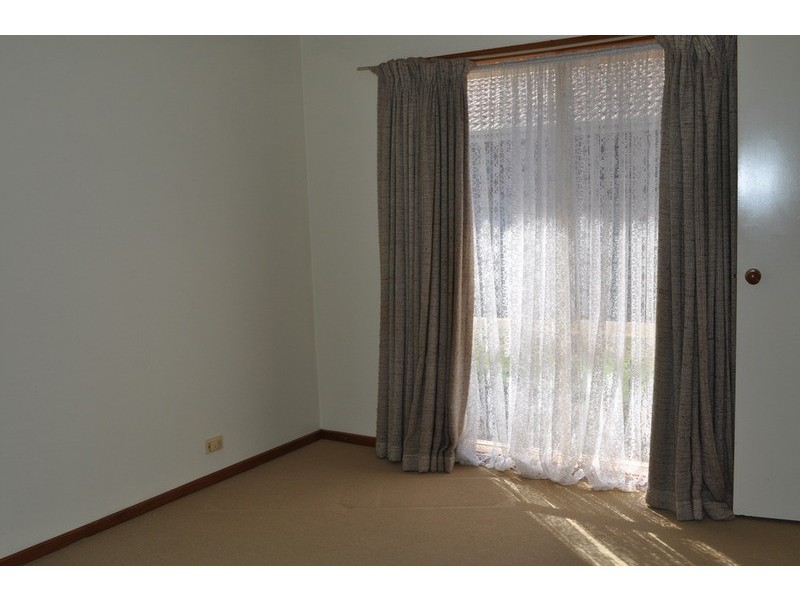 4 Somerton  Court, Bacchus Marsh VIC 3340