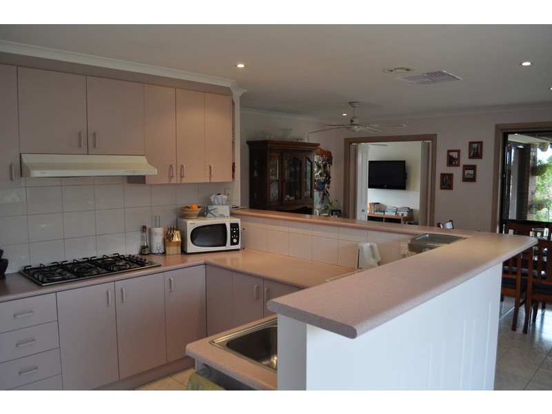 13 Higgins Court, Bacchus Marsh VIC 3340