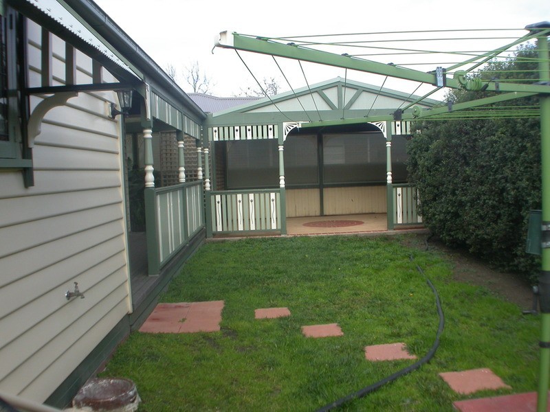 9 Graham Street, Bacchus Marsh VIC 3340