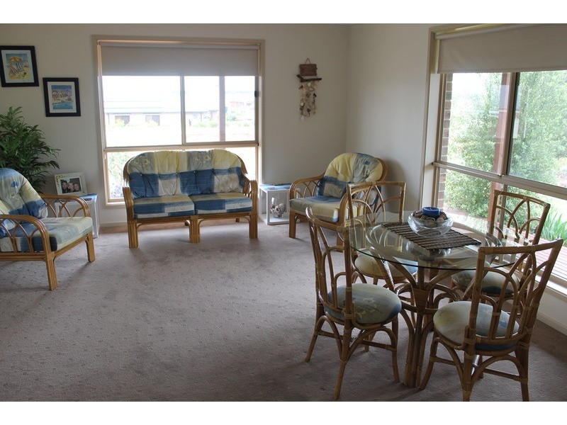 19 Ruxton Way, Bacchus Marsh VIC 3340