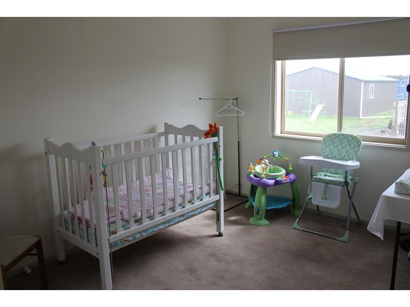 19 Ruxton Way, Bacchus Marsh VIC 3340