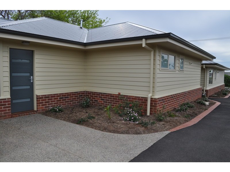 2/3 Donald Street, Bacchus Marsh VIC 3340