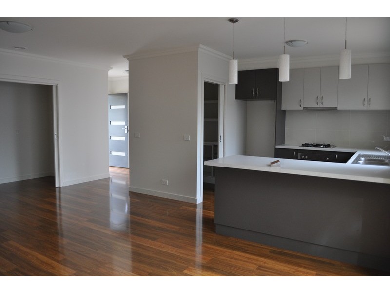 2/3 Donald Street, Bacchus Marsh VIC 3340