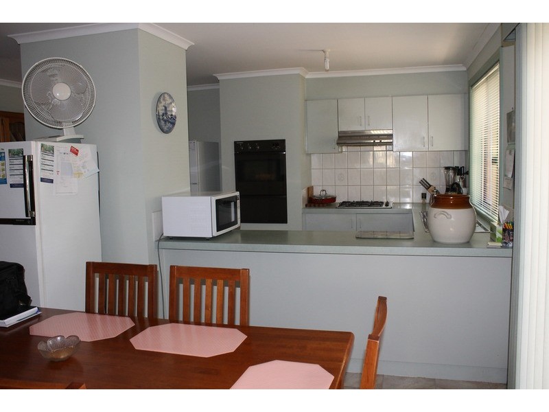 13 Clifton Drive, Bacchus Marsh VIC 3340