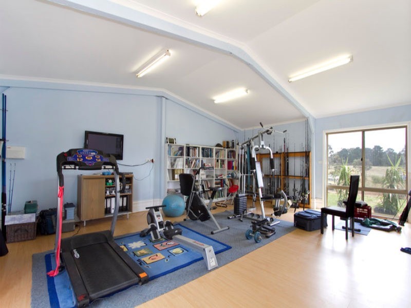 25 Lark Road, Exford VIC 3338