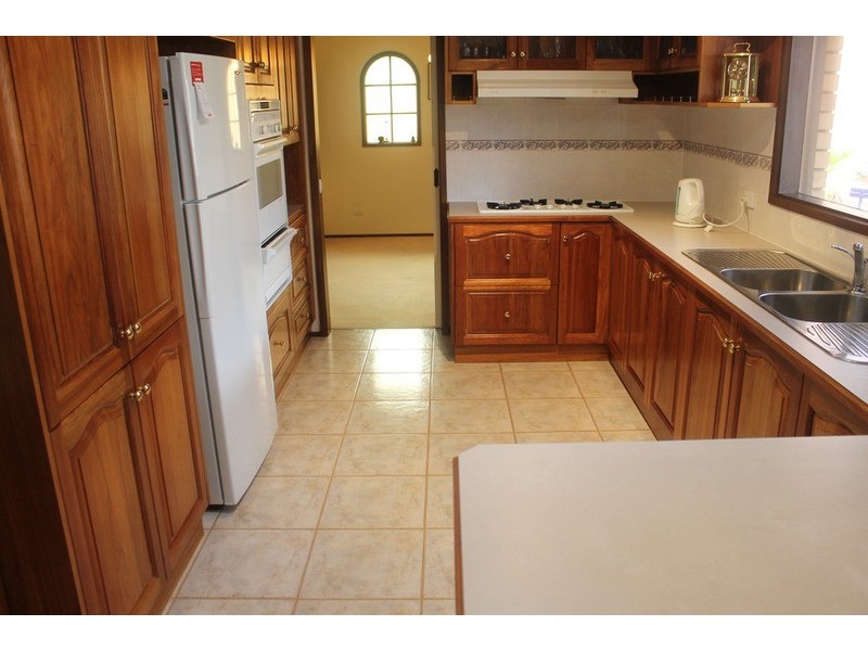 31 Beresford Crescent, Bacchus Marsh VIC 3340