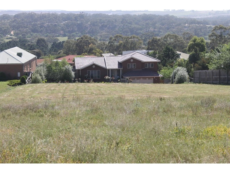 1 Fairway Crescent, Bacchus Marsh VIC 3340