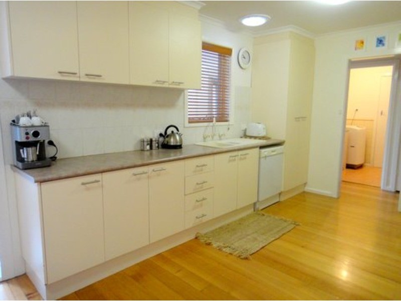 10 Holts Lane, Bacchus Marsh VIC 3340