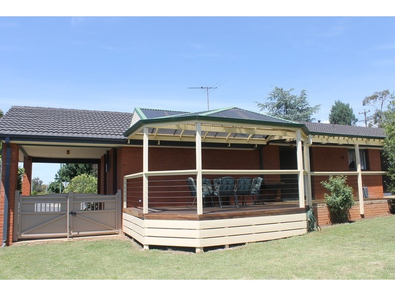 53 Clarinda Street, Bacchus Marsh VIC 3340