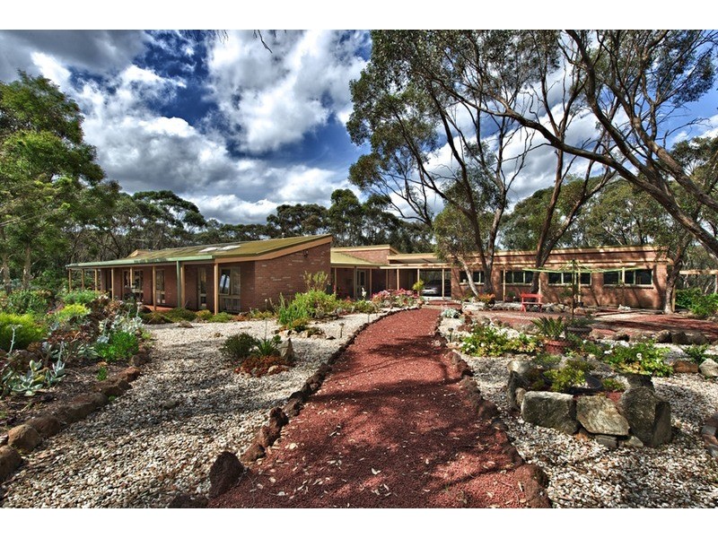 86 Canopus  Circuit, Long Forest VIC 3340