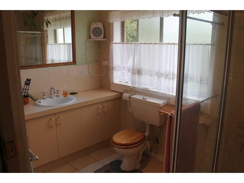101 Muddy Lane, Myrniong VIC 3341
