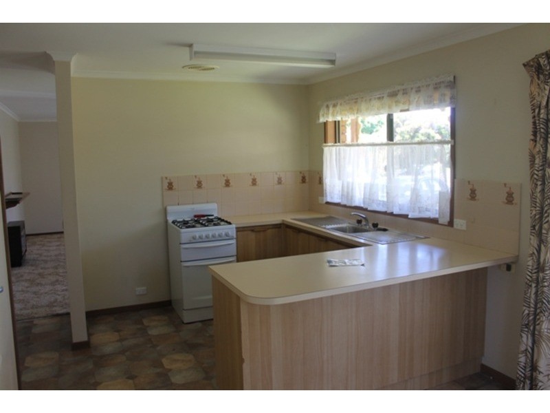 3/7-8 Shields Court, Bacchus Marsh VIC 3340
